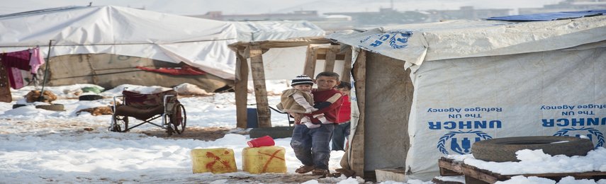 Syrische Flüchtlinge in einem Zeltlager in der Bekaa-Hochebene im Libanon. 